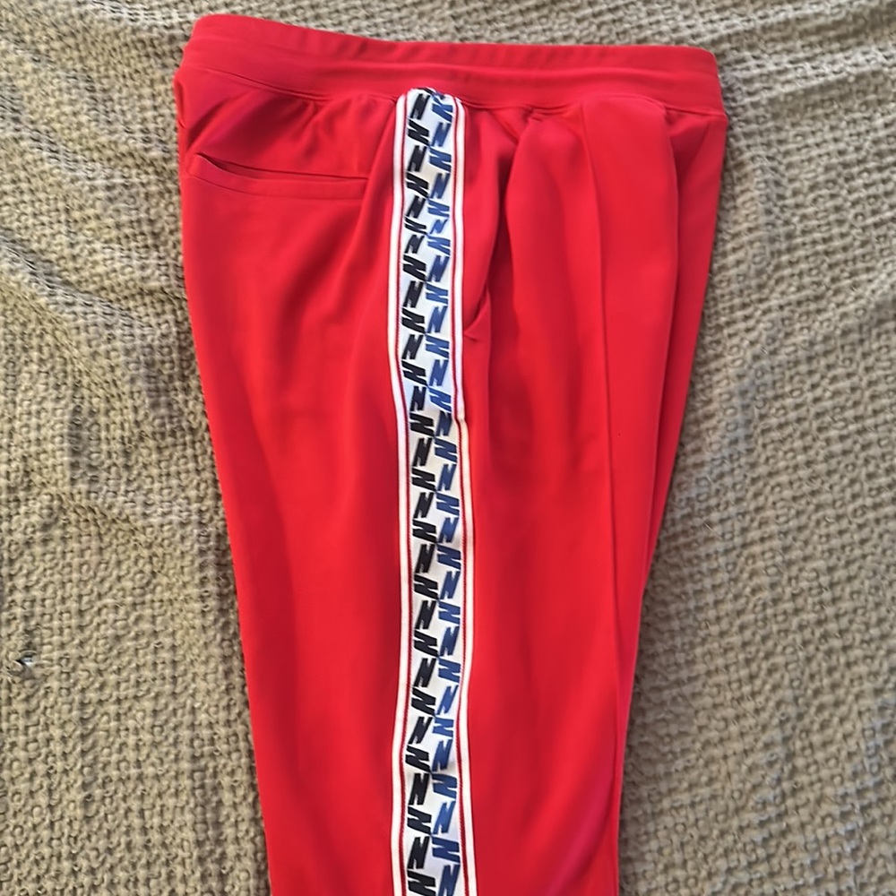 Nike Sweatpants - Picture 2 of 4